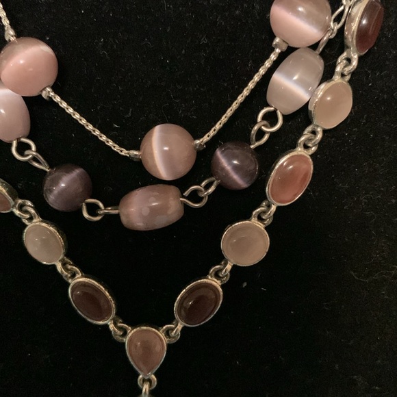 Gorgeous necklace triple strands 17 1/2”* - Picture 5 of 6